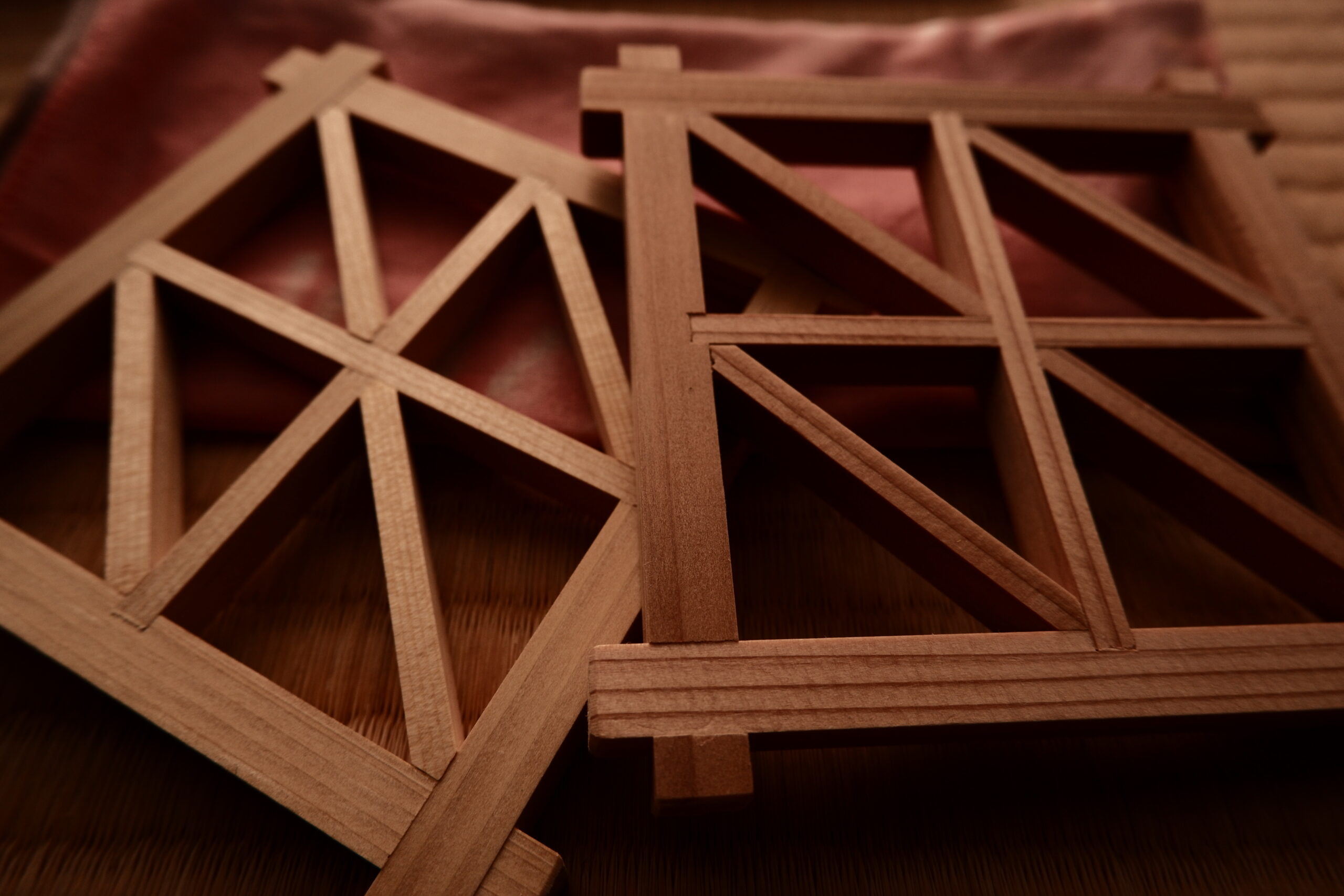 Kumiko rain-line wood coaster - Image 3