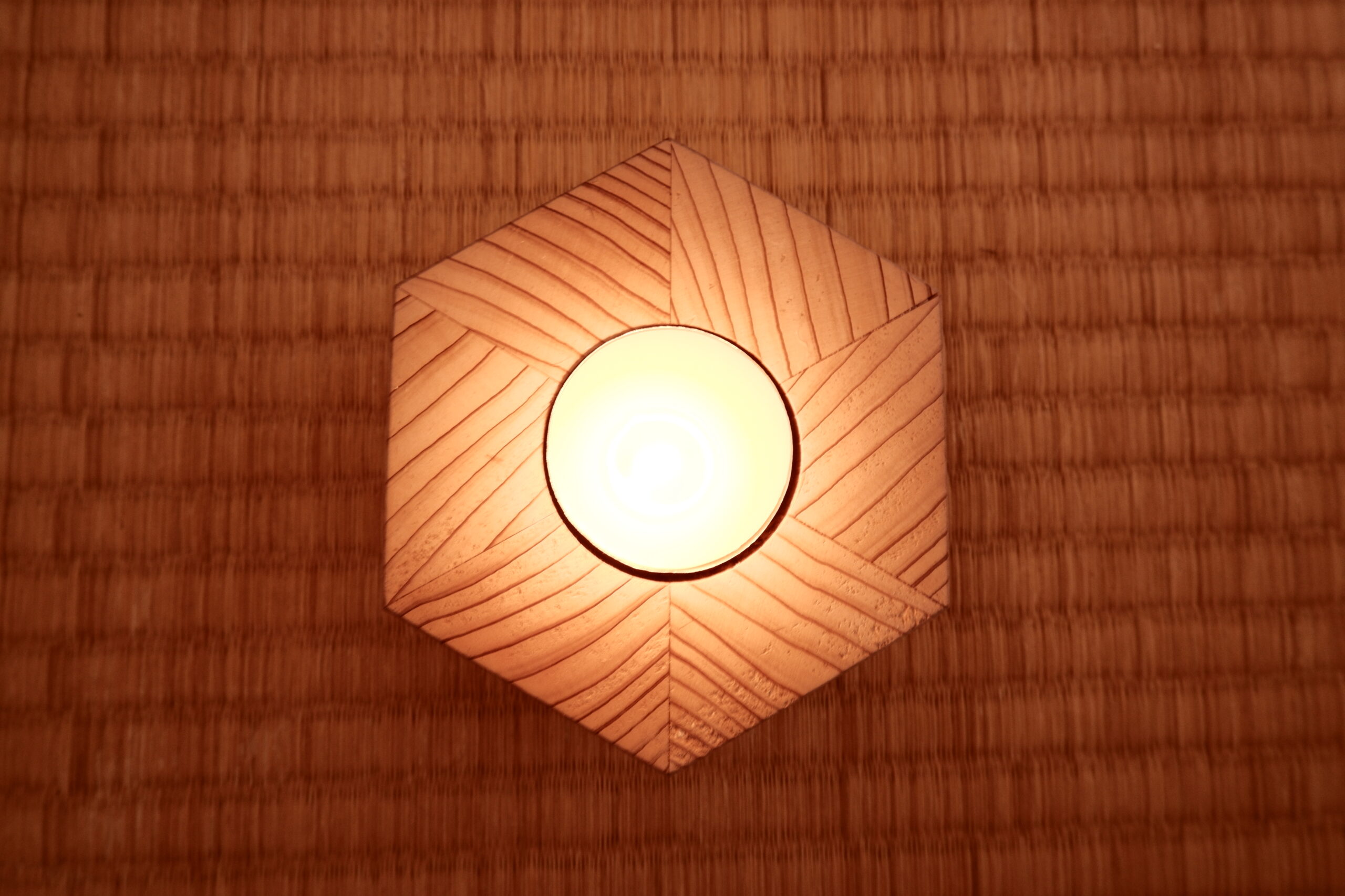 Stillness candle prism