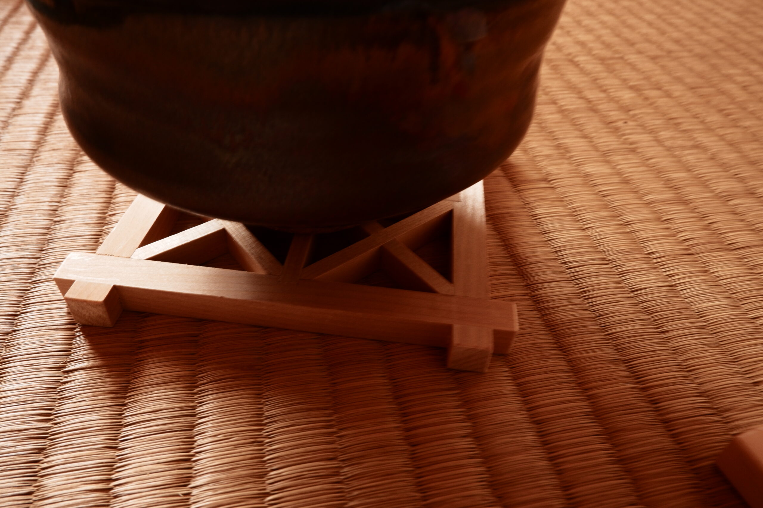 Kumiko frost crystal wood coaster - Image 2